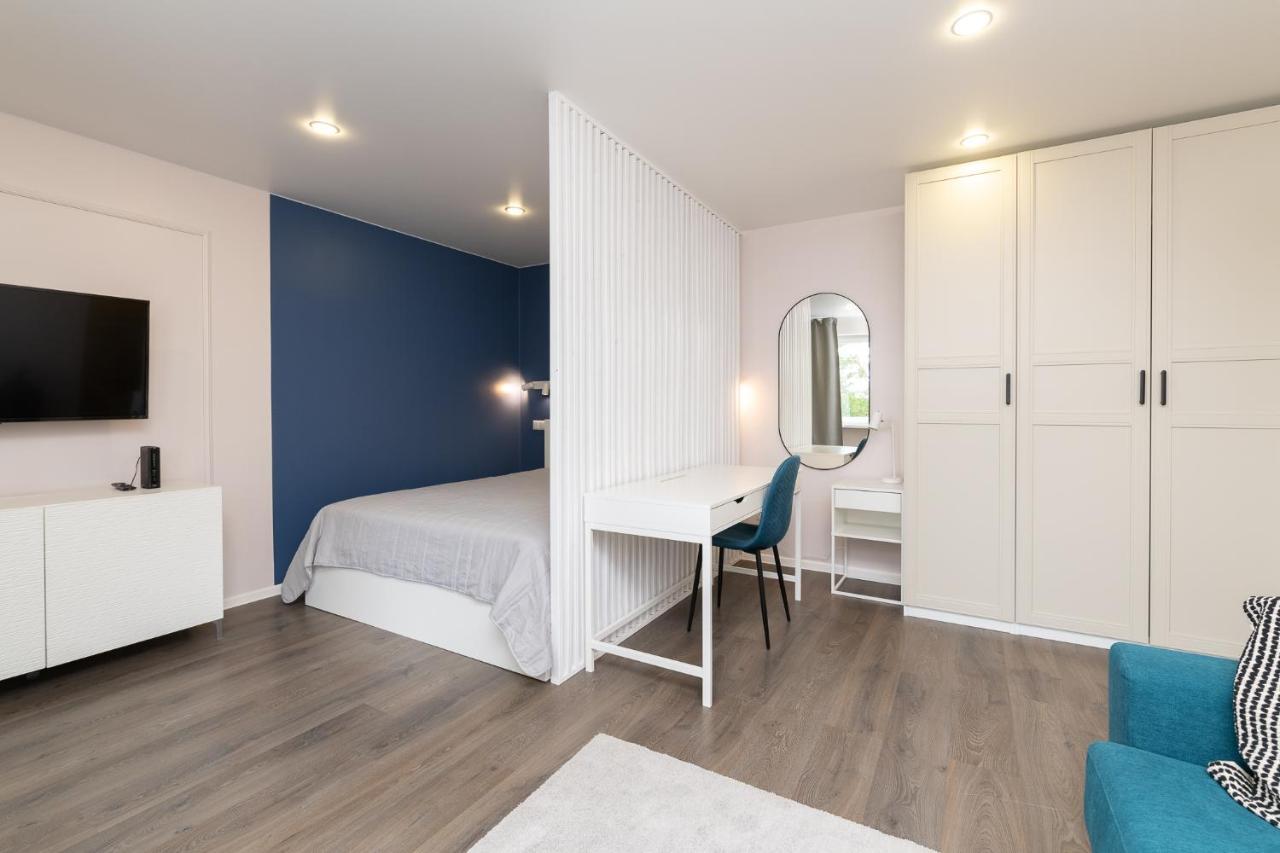 Cozy Stylish Studio Apartment With Free Parking By Centralapartments Tallinn Exteriör bild