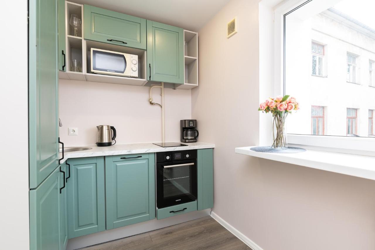 Cozy Stylish Studio Apartment With Free Parking By Centralapartments Tallinn Exteriör bild